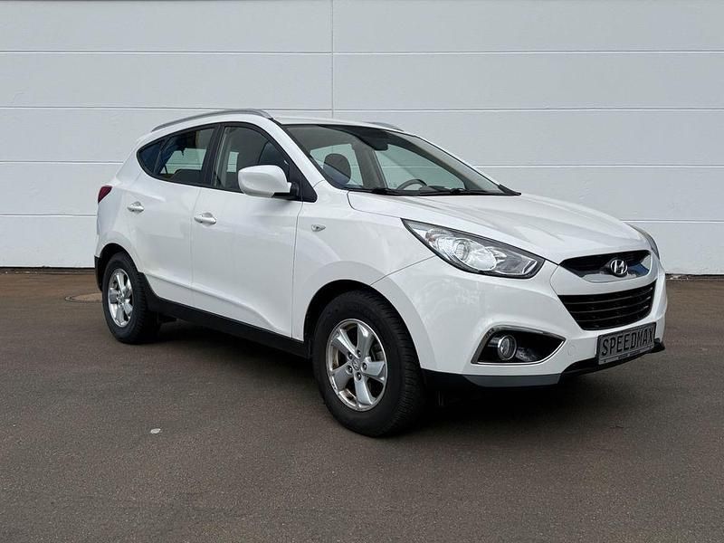 Weiß Gebraucht 2012 Hyundai ix35 Comfort SUV | 9.690 € (Fairer Preis) - Bild 1/4