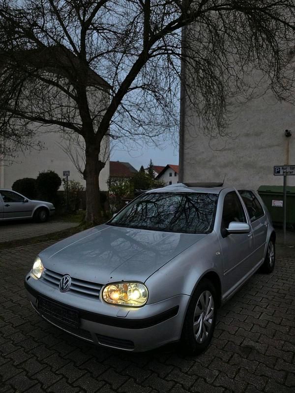Gebraucht VW Golf 131 PS (96 kW) 2003 Silber Limousine