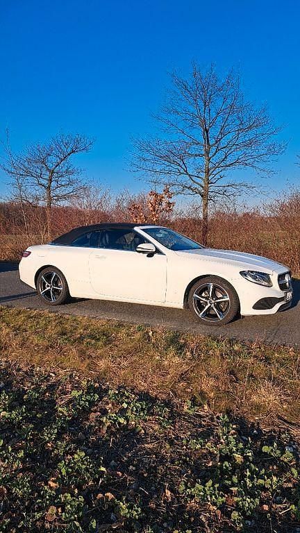 Gebraucht Mercedes E200 184 PS (135 kW) 2019 Weiß Cabrio