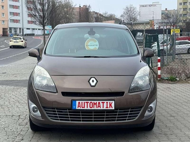 Gebraucht Renault Scénic III Luxe 140 PS (102 kW) 2010 Braun Van / Kleinbus