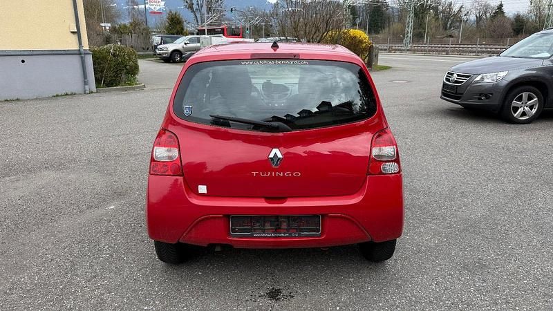 Gebraucht Renault Twingo 58 PS (42 kW) 2011 Rot Kleinwagen