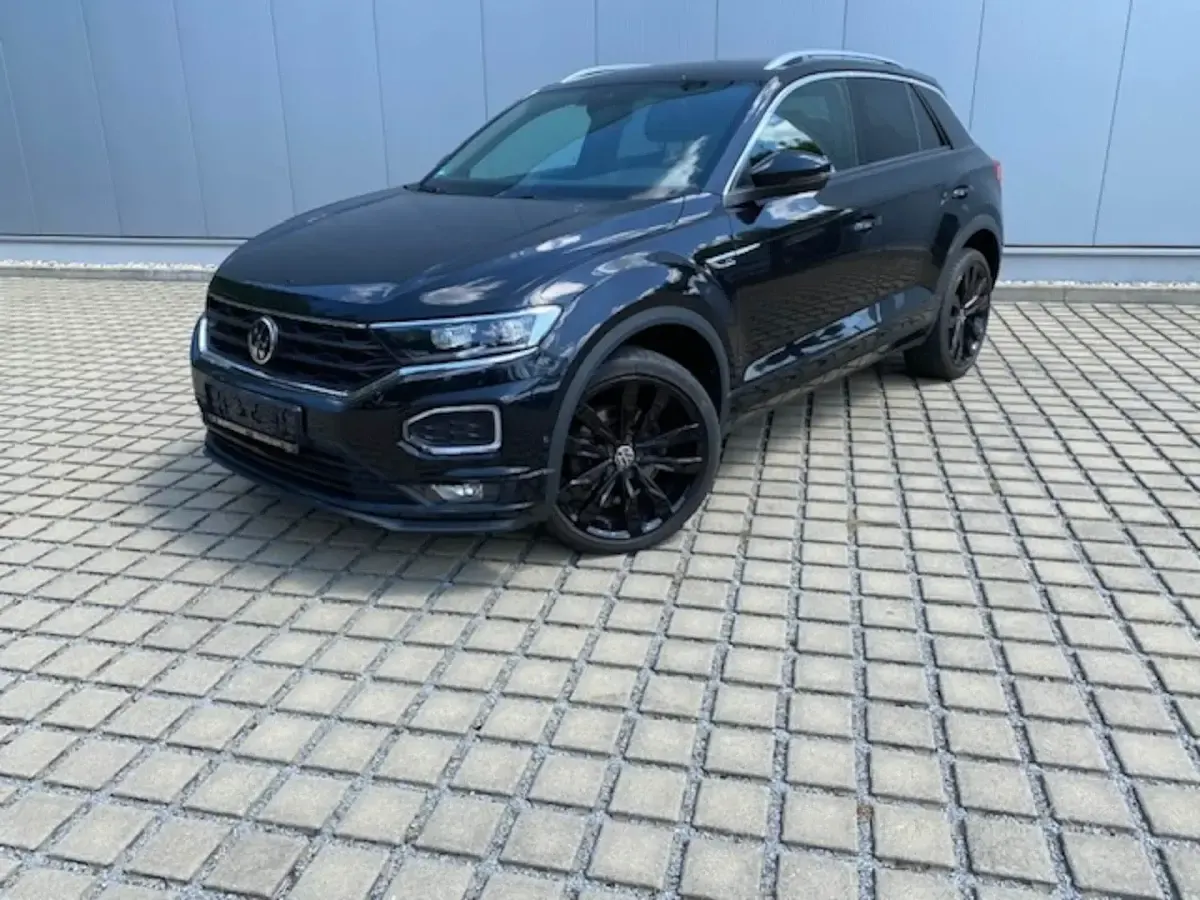 Gebraucht VW T-Roc Sportline 190 PS (139 kW) 2022 Deep black perleffekt (metallic) SUV