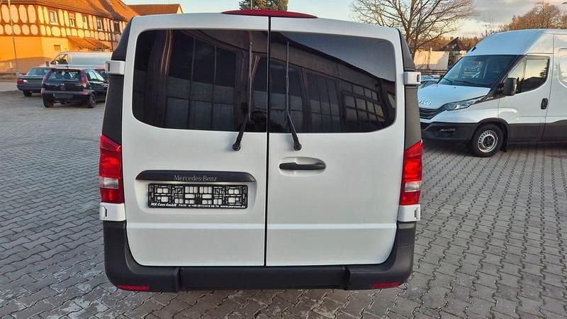 Gebraucht Mercedes Vito 114 PS (83 kW) 2018 Weiß Van