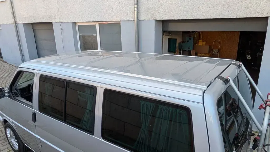 Gebraucht VW Multivan 102 PS (75 kW) 2001 Silber Van / Kleinbus