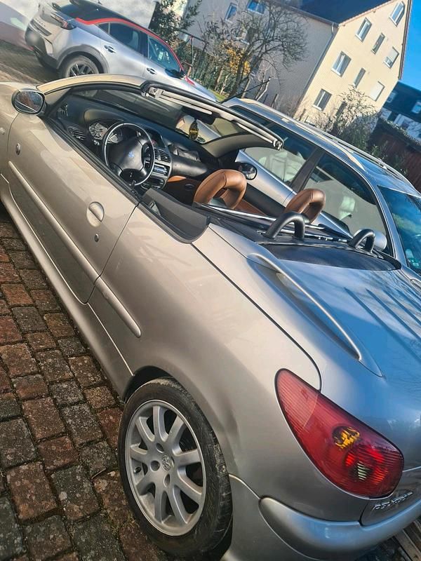Używany Peugeot 206 140 KM (102 kW) 2004 Srebrny Kabriolet