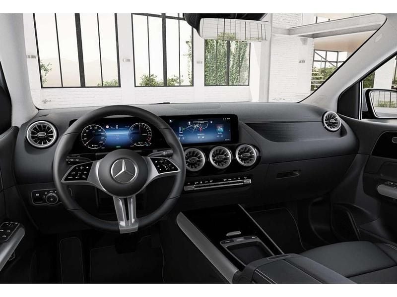 Gebraucht Mercedes B250e Advanced Plus 163 PS (119 kW) 2023 Silber / iridiumsilber Van / Kleinbus