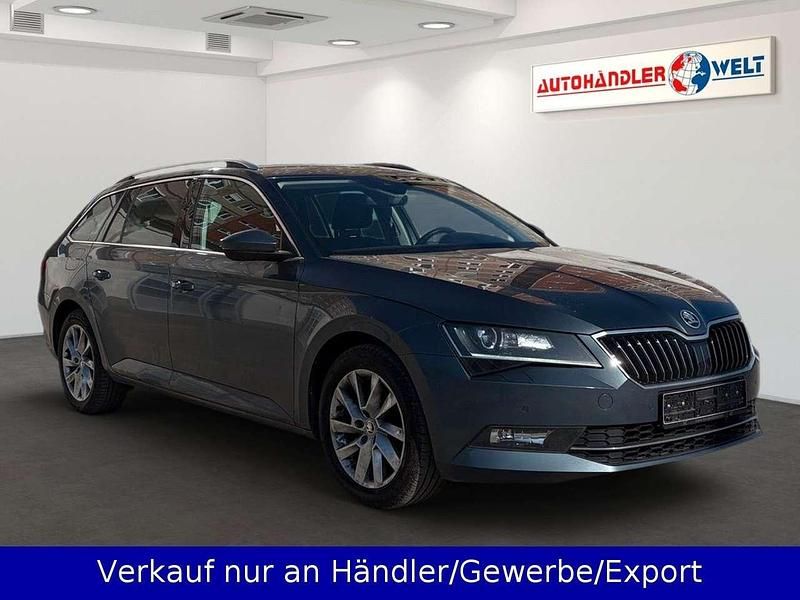 Gebraucht Skoda Superb Style 179 PS (131 kW) 2017 Grau Kombi