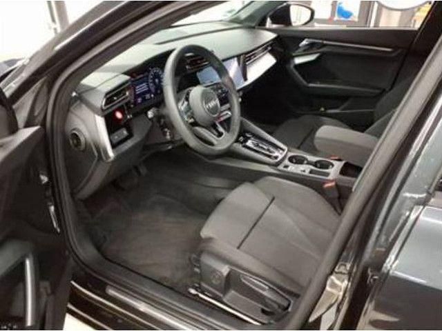 Gebraucht Audi A3 Ambiente 116 PS (85 kW) 2025 Manhattangrau metallic Limousine