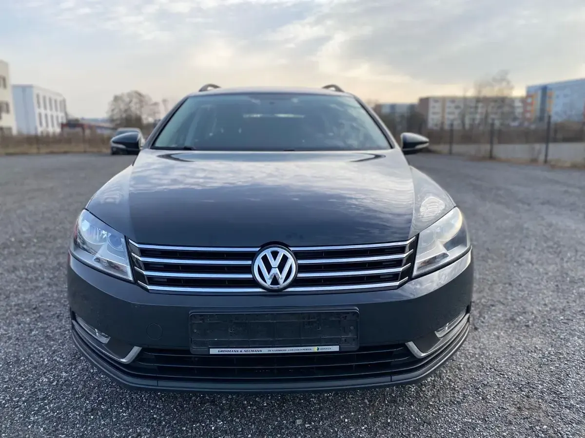 Gebraucht VW Passat 140 PS (102 kW) 2014 Grau Kombi