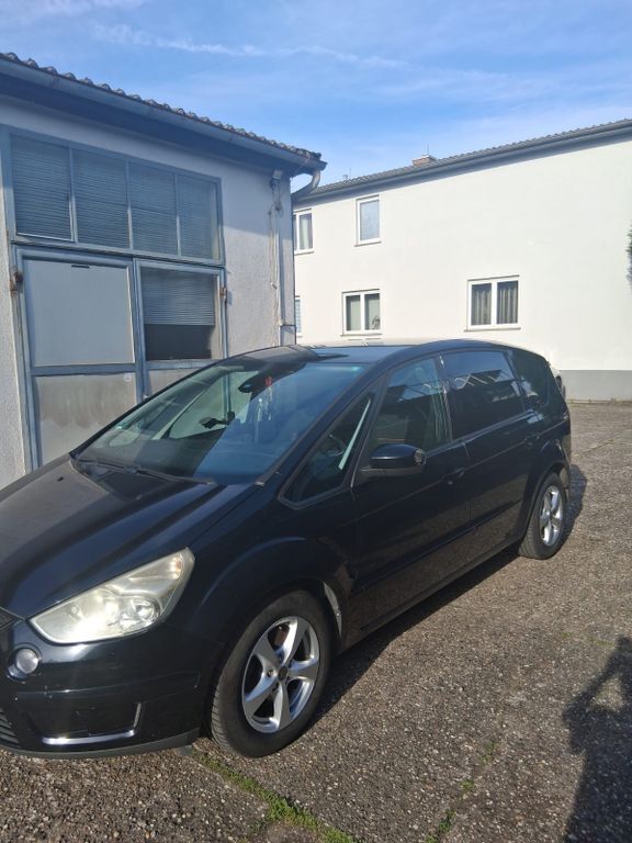 Gebraucht 2008 Ford S-MAX S Van / Kleinbus | 3.400 € (Teuer) - Bild 1/4