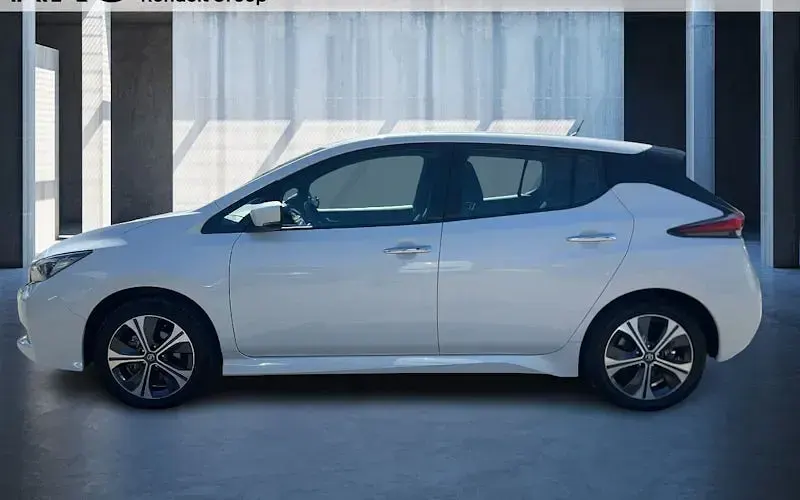 Gebraucht Nissan Leaf Acenta 160 kW (218 PS) 2021 Weiß Kleinwagen