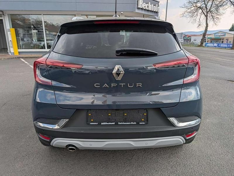Gebraucht Renault Captur Intens 131 PS (96 kW) 2020 Blau (blue rpe + black gne) SUV