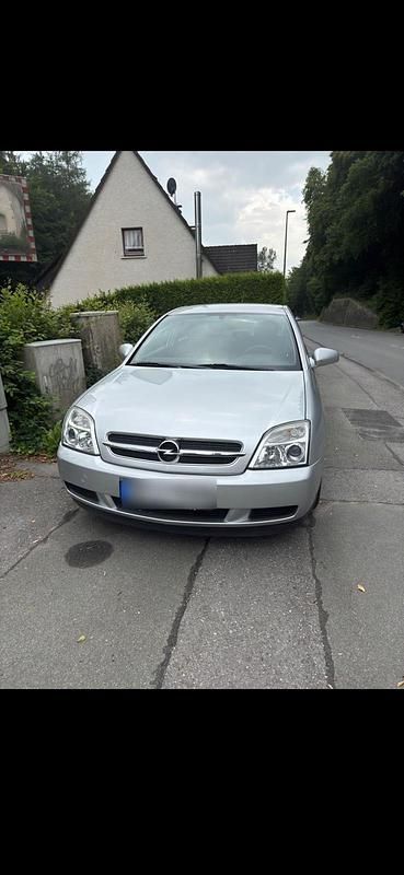 Gebraucht 2004 Opel Vectra Limousine | 3.400 € (Teuer) - Bild 1/4