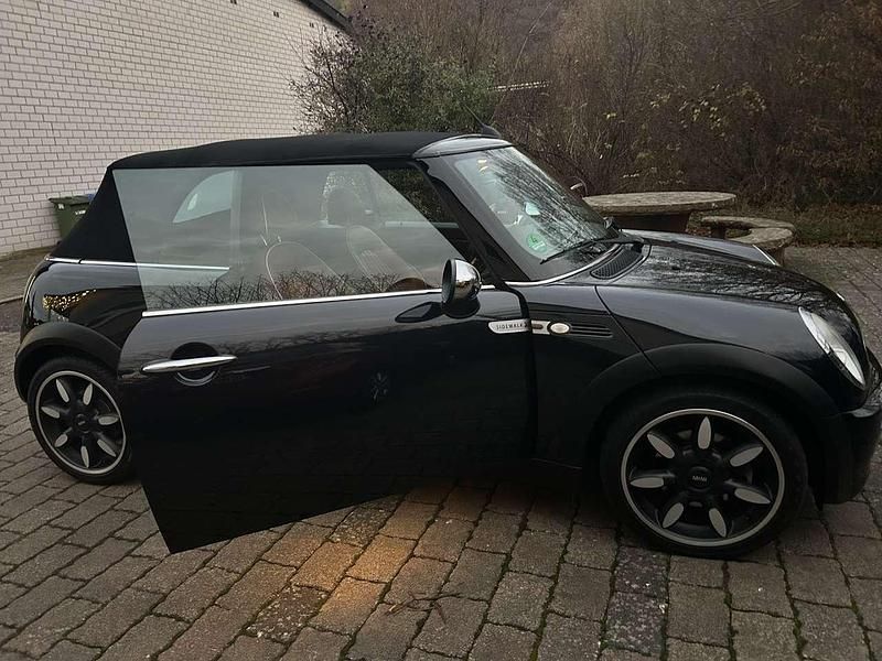 Gebraucht Mini One Cabriolet 90 PS (66 kW) 2009 Schwarz Cabrio