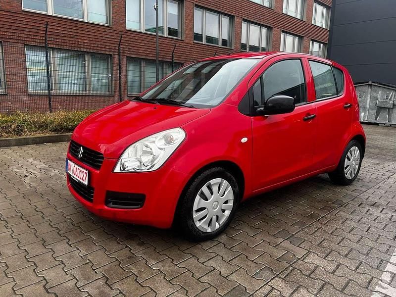 Gebraucht Suzuki Splash 65 PS (47 kW) 2009 Rot Kleinwagen