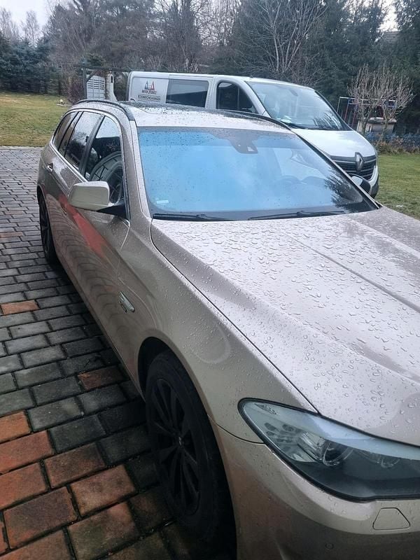 Gebraucht BMW 530 258 PS (189 kW) 2012 Beige Kombi