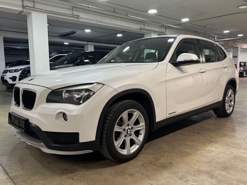 Weiß Gebraucht 2014 BMW X1 SUV | 12.499 € (Fairer Preis) - Bild 1/4