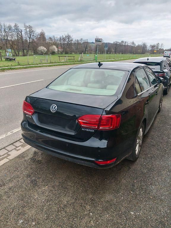 Gebraucht VW Jetta Highline 170 PS (125 kW) 2012 Schwarz Limousine