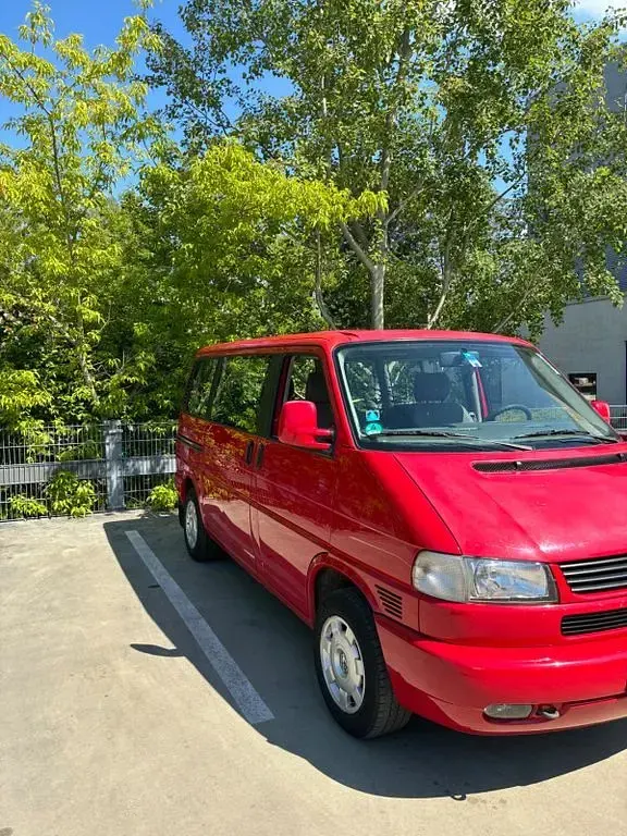Gebraucht VW Multivan 102 PS (75 kW) 1997 Rot Van / Kleinbus