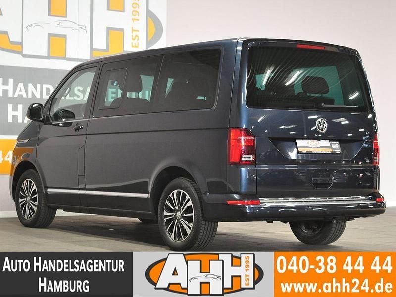 Gebraucht VW Multivan 199 PS (146 kW) 2020 Starlight blue Van / Kleinbus
