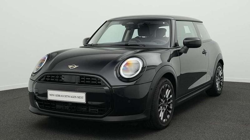 Grün Gebraucht 2024 Mini Countryman Classic SUV | 40.466 € (Superpreis) - Bild 1/4
