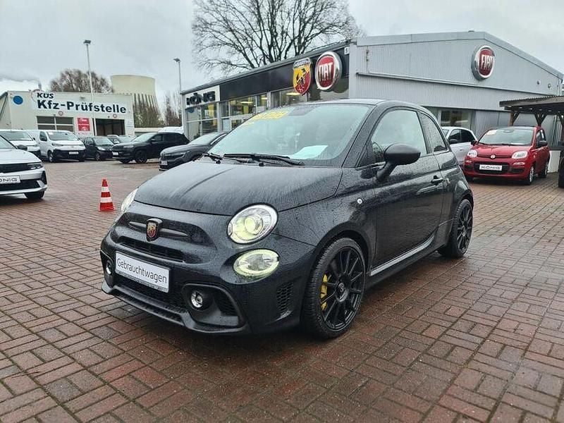 Gebraucht Abarth 695 180 PS (132 kW) 2023 Scorpione schwarz (5ce) Kleinwagen