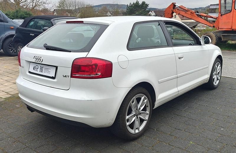 Second-hand Audi A3 Ambiente 125 CP (91 kW) 2009 Alb Hatchback