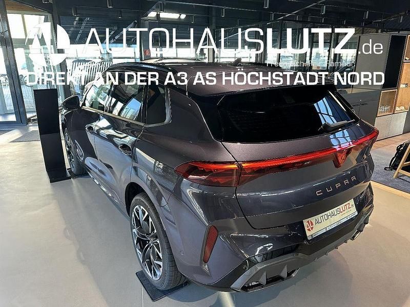 Neu Cupra Terramar VZ 265 PS (194 kW) 2026 Dark void metallic SUV