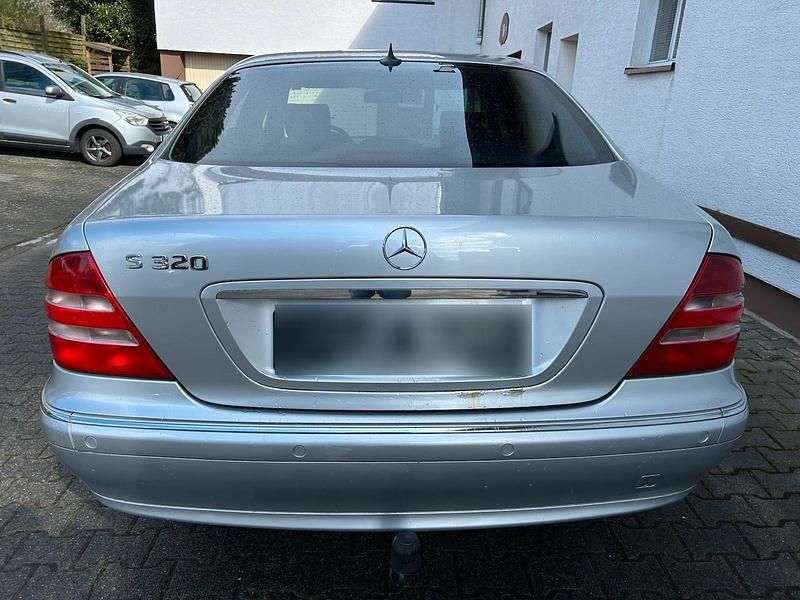 Usado Mercedes S320 224 HP (164 kW) 1999 Prateado Sedan