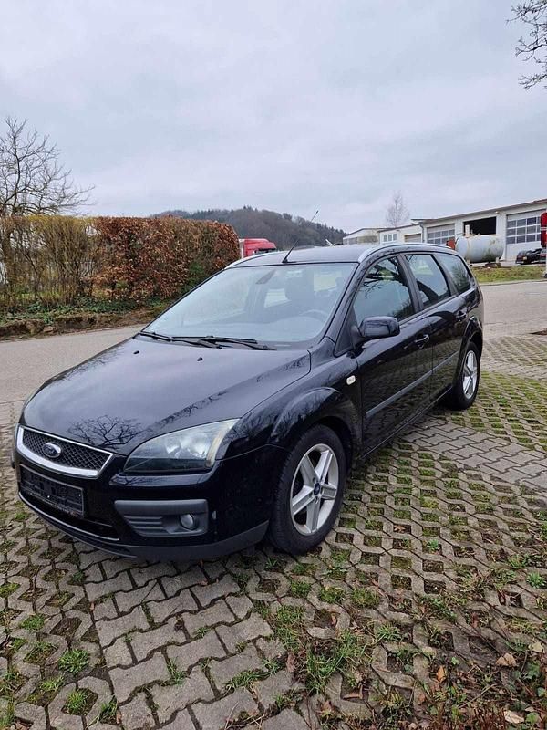Gebraucht 2005 Ford Focus Kombi | 3.250 € (Teuer) - Bild 1/4