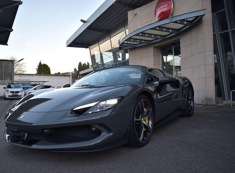 Gebraucht Ferrari 296 829 PS (609 kW) 2024 Grigio scuro Cabrio