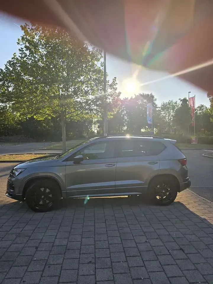 Gebraucht Cupra Ateca Basis 300 PS (220 kW) 2022 Grau SUV