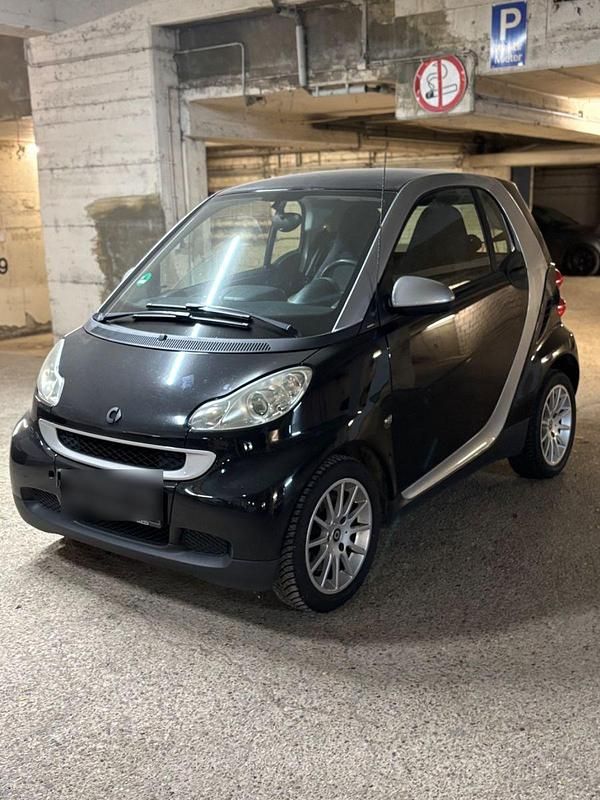 Schwarz Gebraucht 2009 Smart ForTwo Coupé Edition #1 Coupé | 2.600 € (Guter Preis) - Bild 1/4