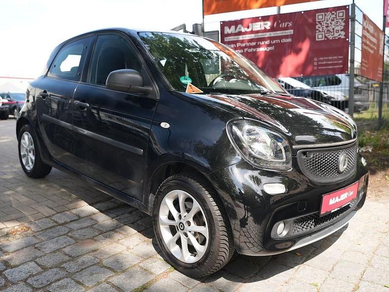 Schwarz Gebraucht 2015 Smart ForFour Limousine | 8.200 € (Fairer Preis) - Bild 1/4