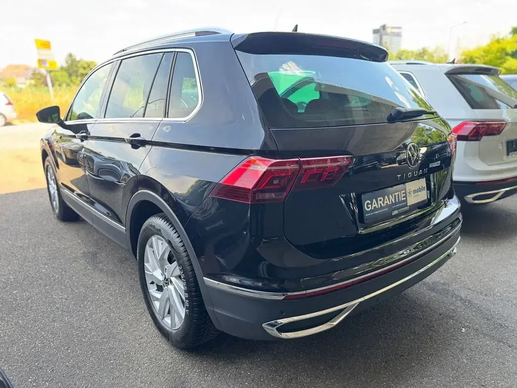 Gebraucht VW Tiguan Elegance 150 PS (110 kW) 2023 Schwarz SUV