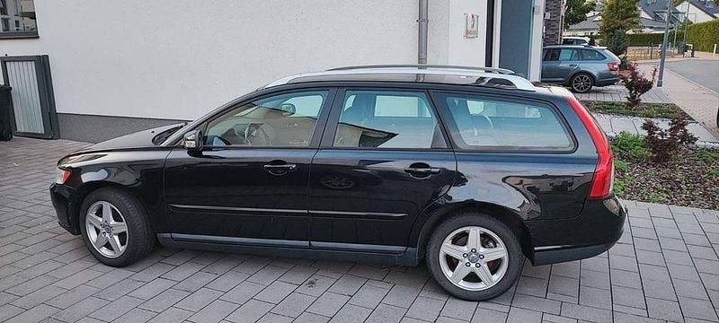 Gebraucht Volvo V50 109 PS (80 kW) 2008 Schwarz Kombi
