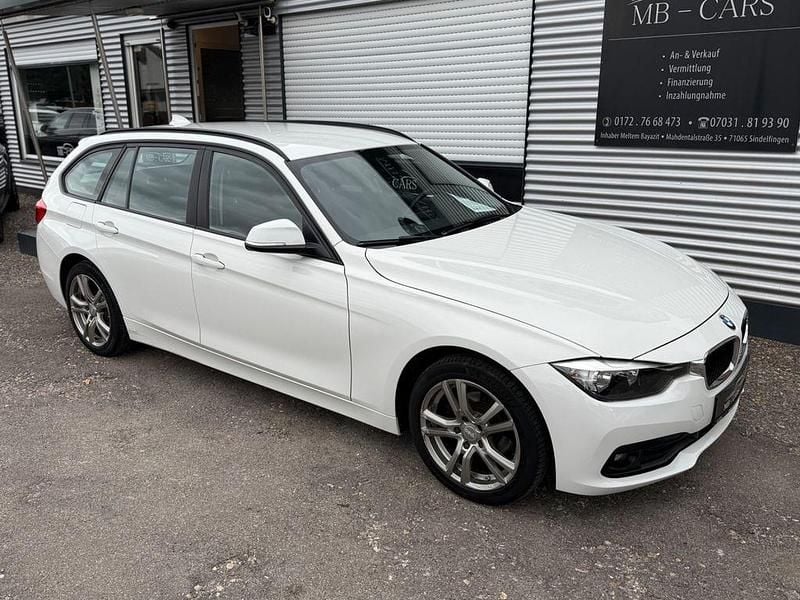 Weiß Gebraucht 2016 BMW 318 Advantage Kombi | 11.990 € (Fairer Preis) - Bild 1/4