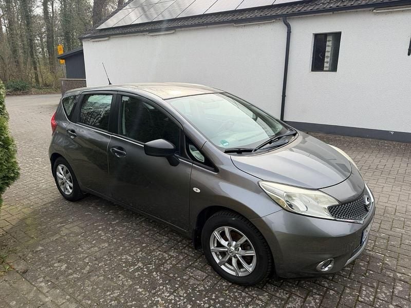 Gebraucht Nissan Note Visia 80 PS (58 kW) 2014 Grau Kleinwagen