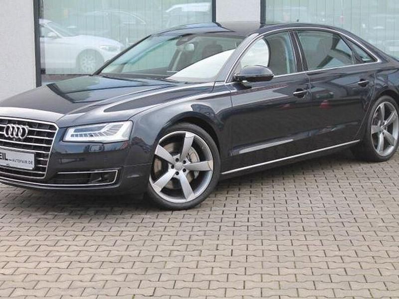 Gebraucht Audi A8 Ambiente 385 PS (283 kW) 2017 Blau Limousine