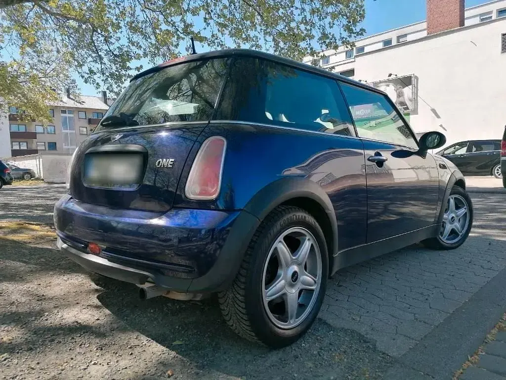 Occasion Mini ONE 90 PK (66 kW) 2005 Blauw Hatchback