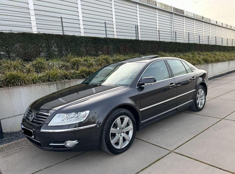 Gebraucht VW Phaeton 239 PS (175 kW) 2009 Grau Limousine