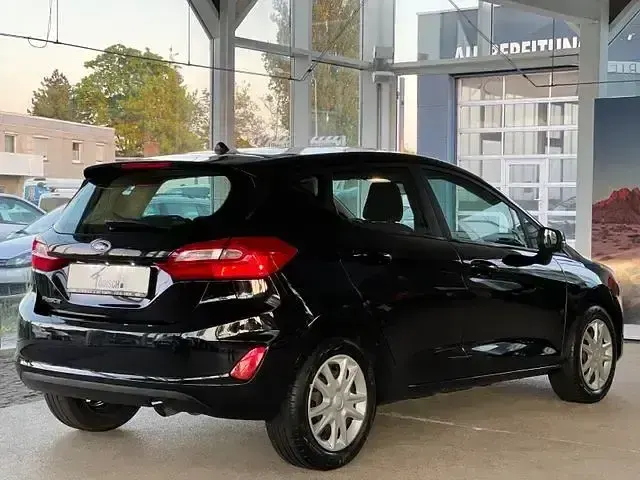 Gebraucht Ford Fiesta Cool & Connect 95 PS (69 kW) 2020 Schwarz Kleinwagen