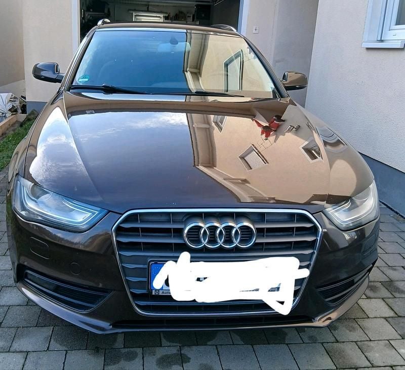Gebraucht Audi A4 143 PS (105 kW) 2012 Braun Kombi