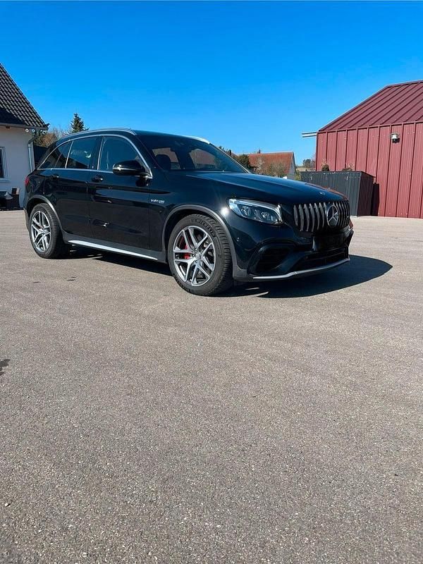 Schwarz Gebraucht 2019 Mercedes GLC63 AMG AMG SUV | 53.300 € - Bild 1/4