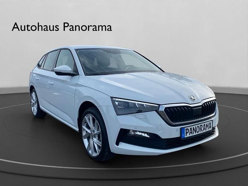 Gebraucht Skoda Scala Style 150 PS (110 kW) 2023 Weiß Kleinwagen