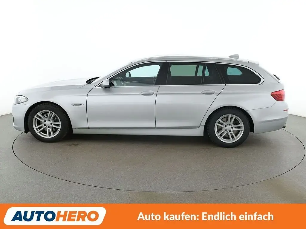 Second-hand BMW 520 Luxury Line 184 CP (135 kW) 2017 Argintiu Break