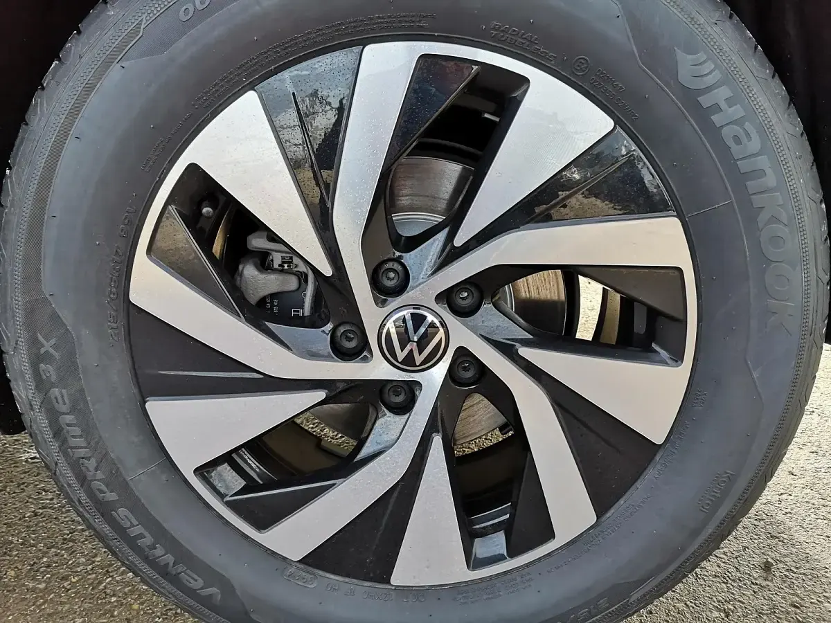 Neu VW Tiguan Life 150 PS (110 kW) 2025 Onyx weiß perlmutteffekt SUV