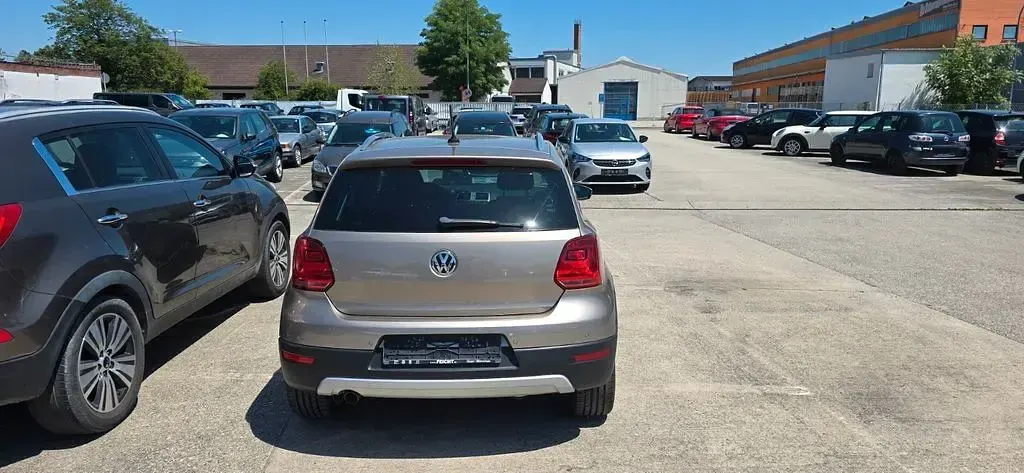 Gebraucht VW Polo Cross 90 PS (66 kW) 2016 Beige Kleinwagen