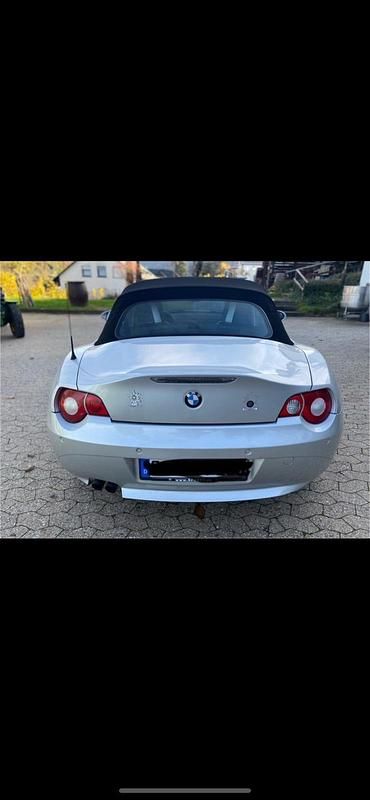 Gebraucht BMW Z4 170 PS (125 kW) 2005 Grau Cabrio