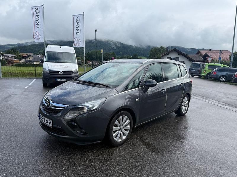 Grau Gebraucht 2012 Opel Zafira Tourer Innovation Van / Kleinbus | 5.500 € (Guter Preis) - Bild 1/4